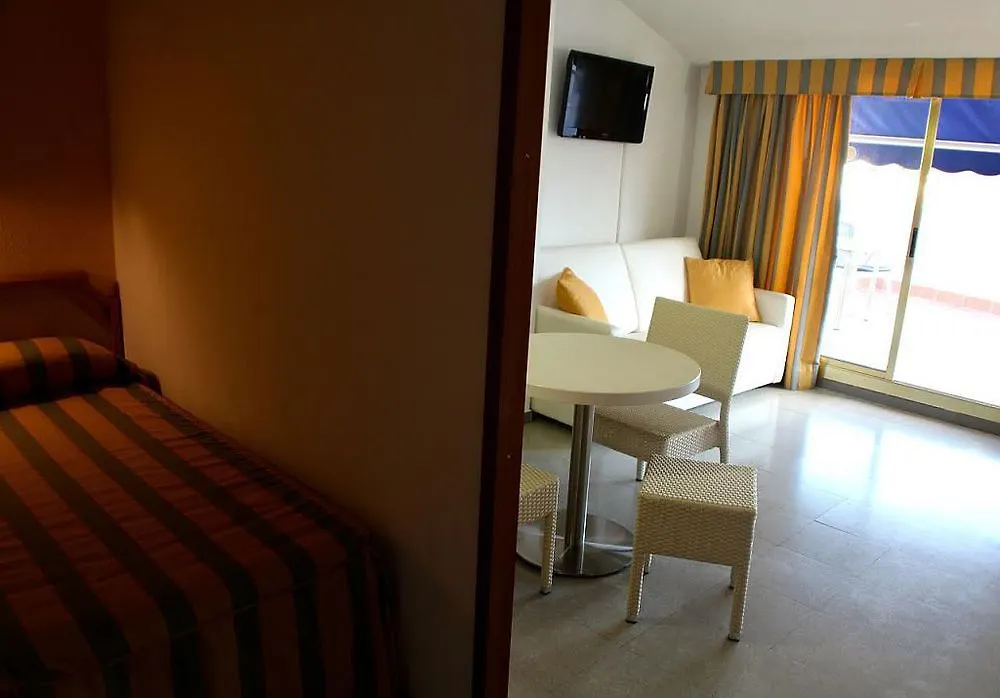 ***  Aparthotel Miami Park Calella Spanien
