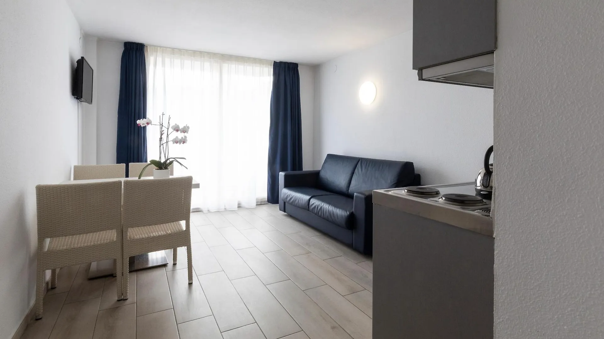 Aparthotel Miami Park Calella